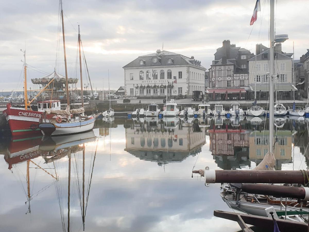 1Er Secret De Honfleur Apartment Bagian luar foto
