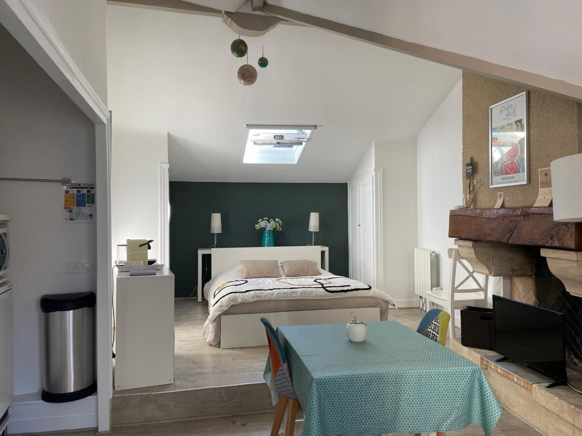 1Er Secret De Honfleur Apartment Bagian luar foto