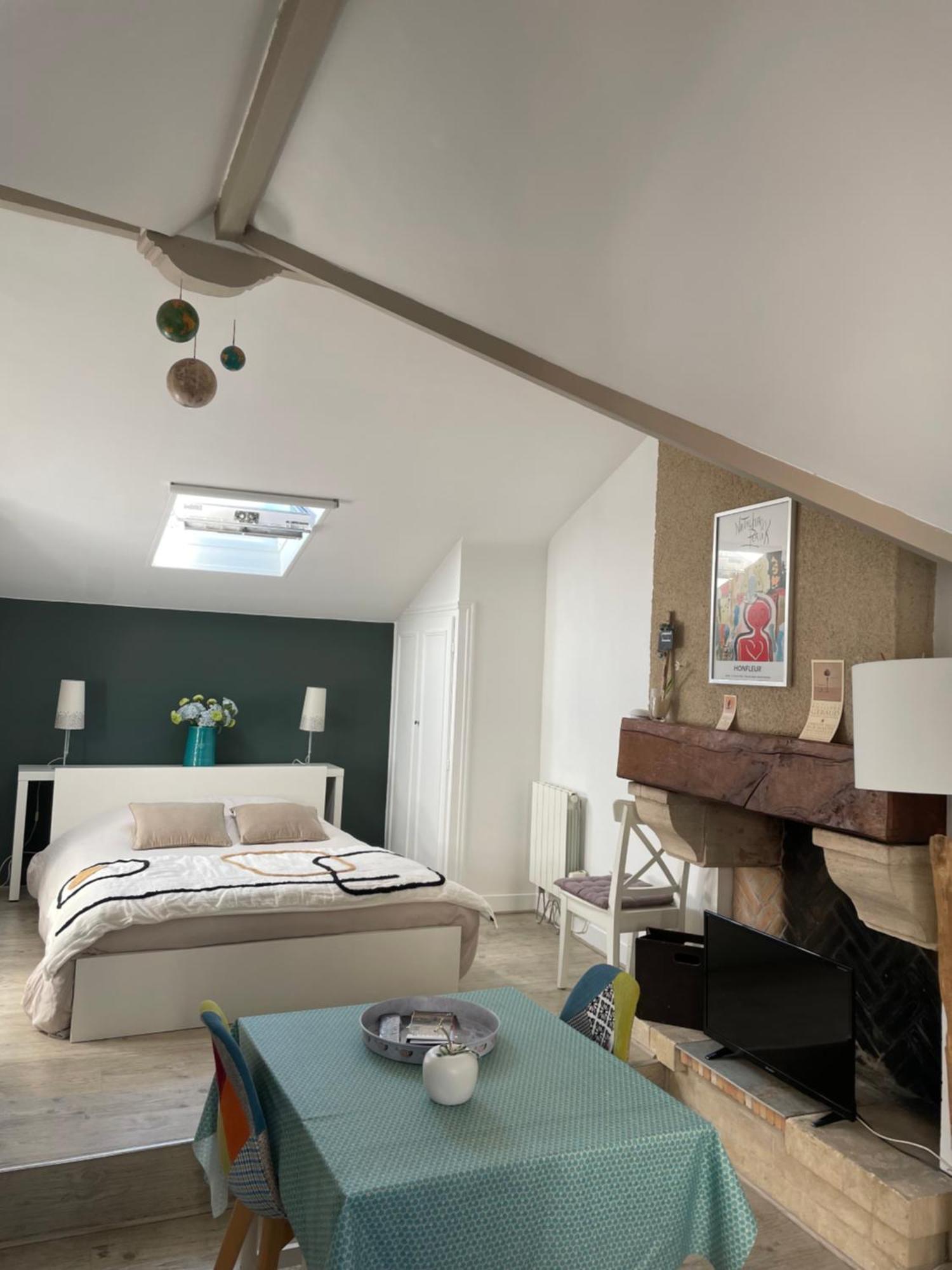 1Er Secret De Honfleur Apartment Bagian luar foto